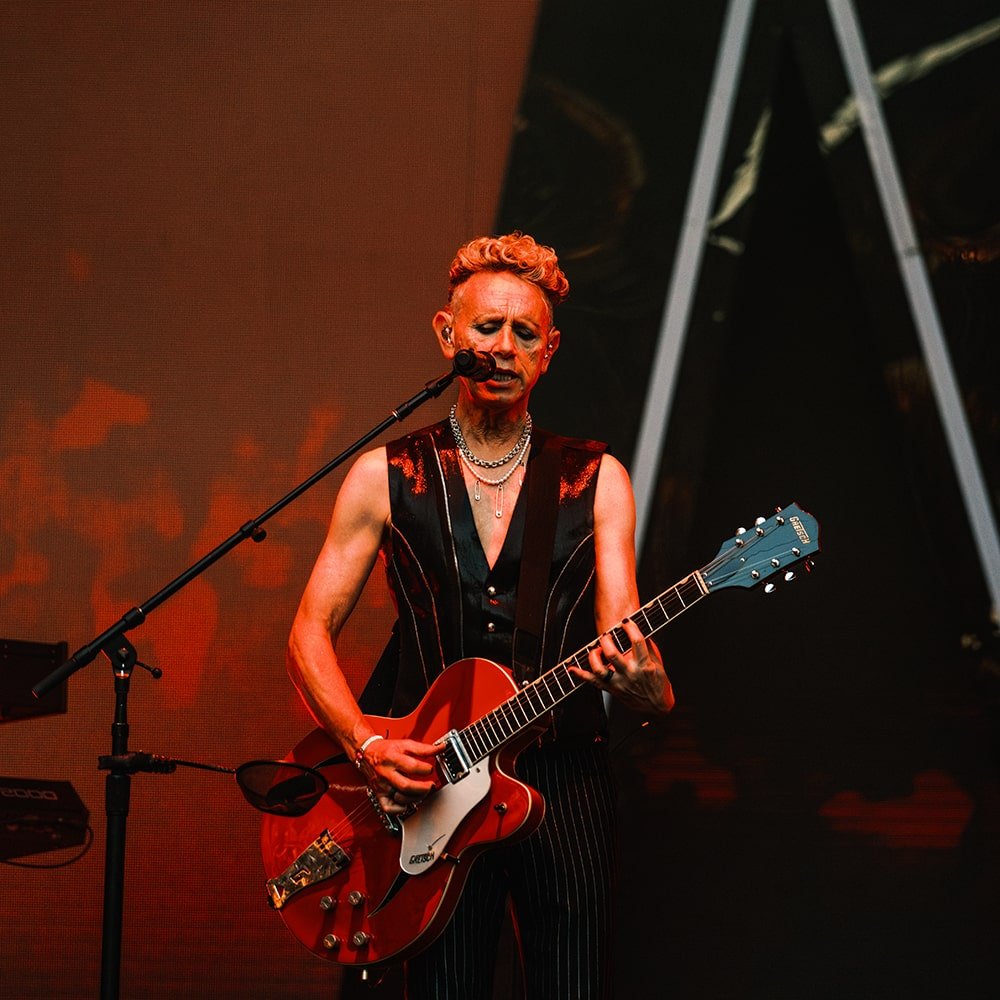 Konzentriert an der Gitarre: Martin L. Gore